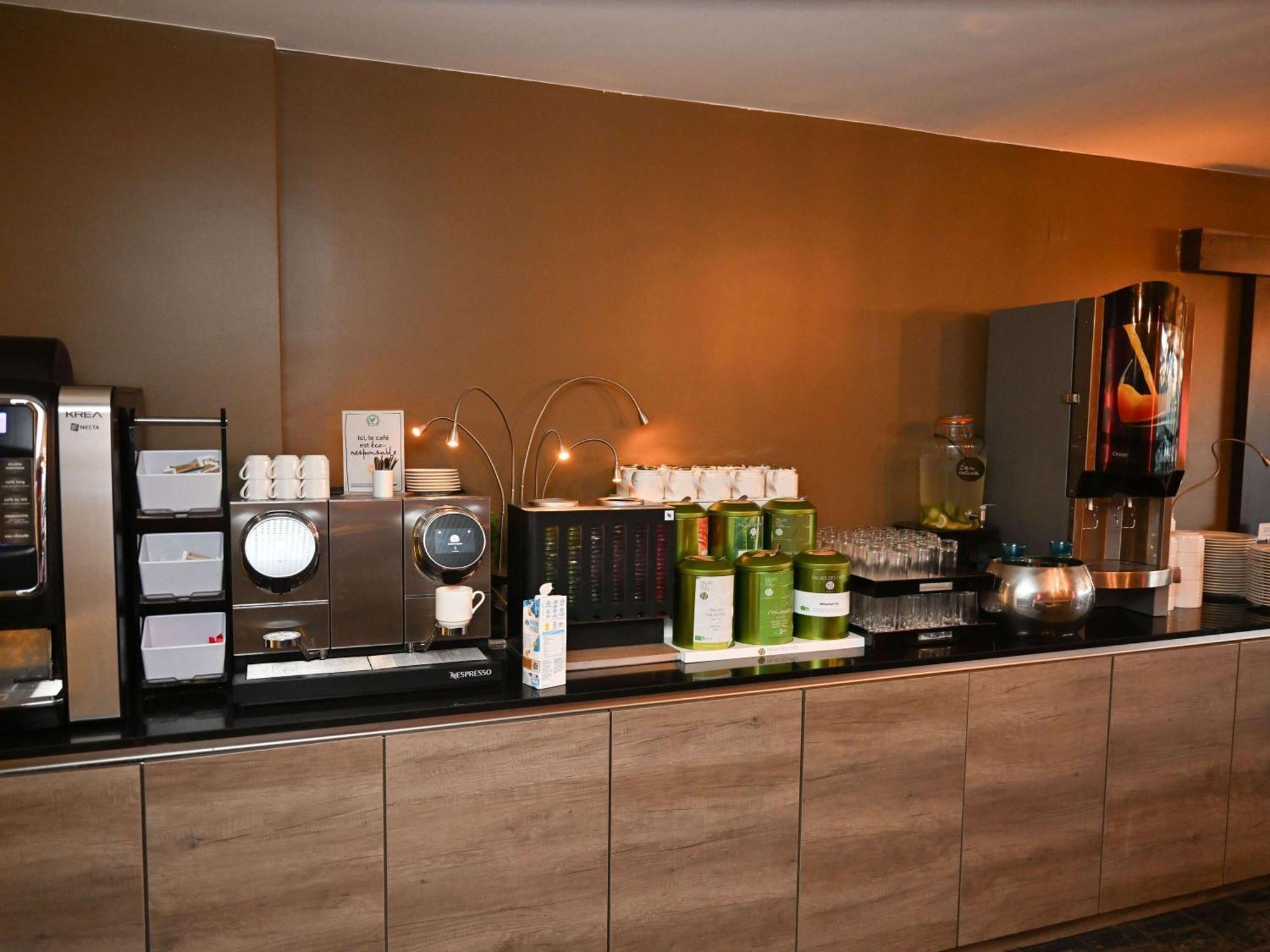 Mercure Brignoles Golf De Barbaroux & Spa Buitenkant foto